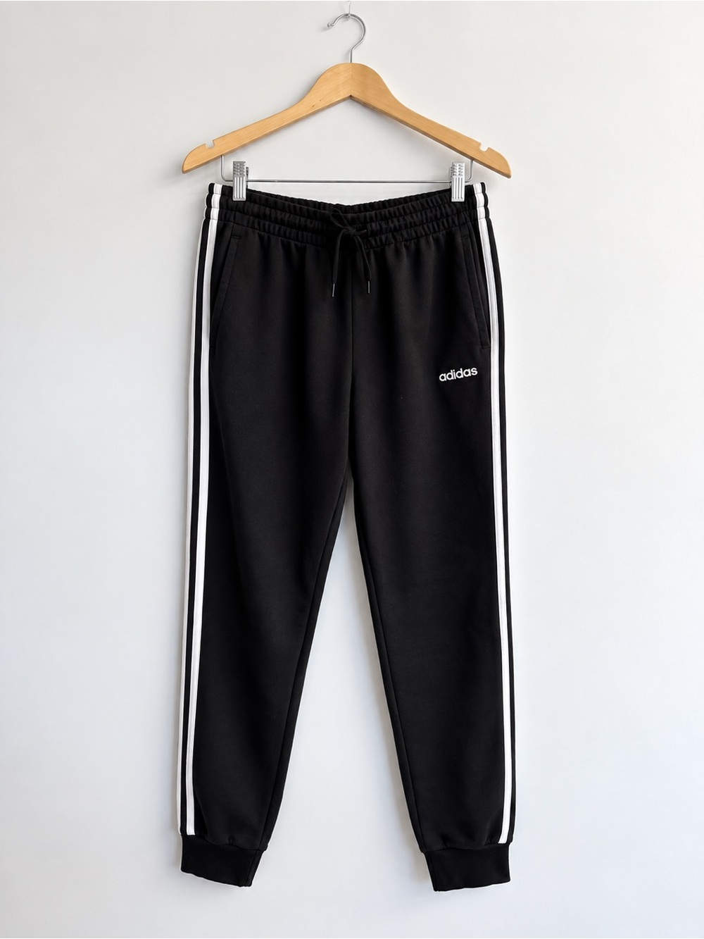 Adidas Essentials 3-Stripes Black Jogger Sweatpants – Size Large